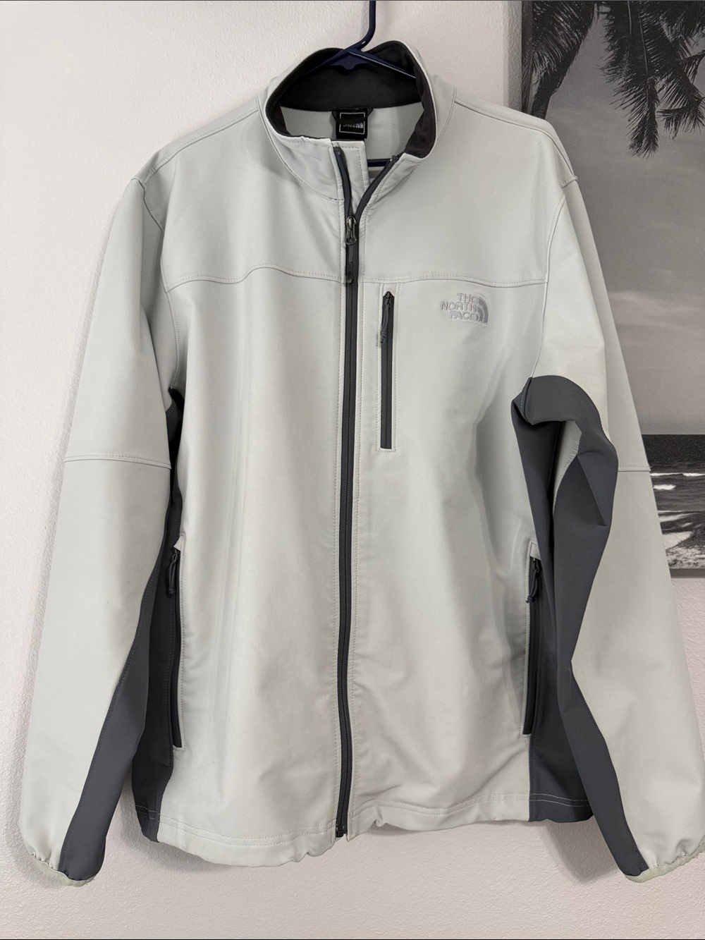 The North Face Men’s XL Gray Two-Tone Softshell Jacket Full Zip - Picture 3 of 10